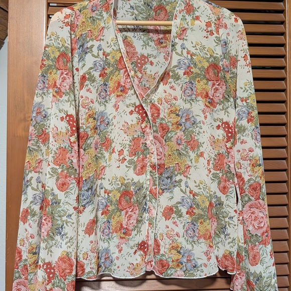 SHEIN Tops - 3/$21 Multicolor Floral Blouse